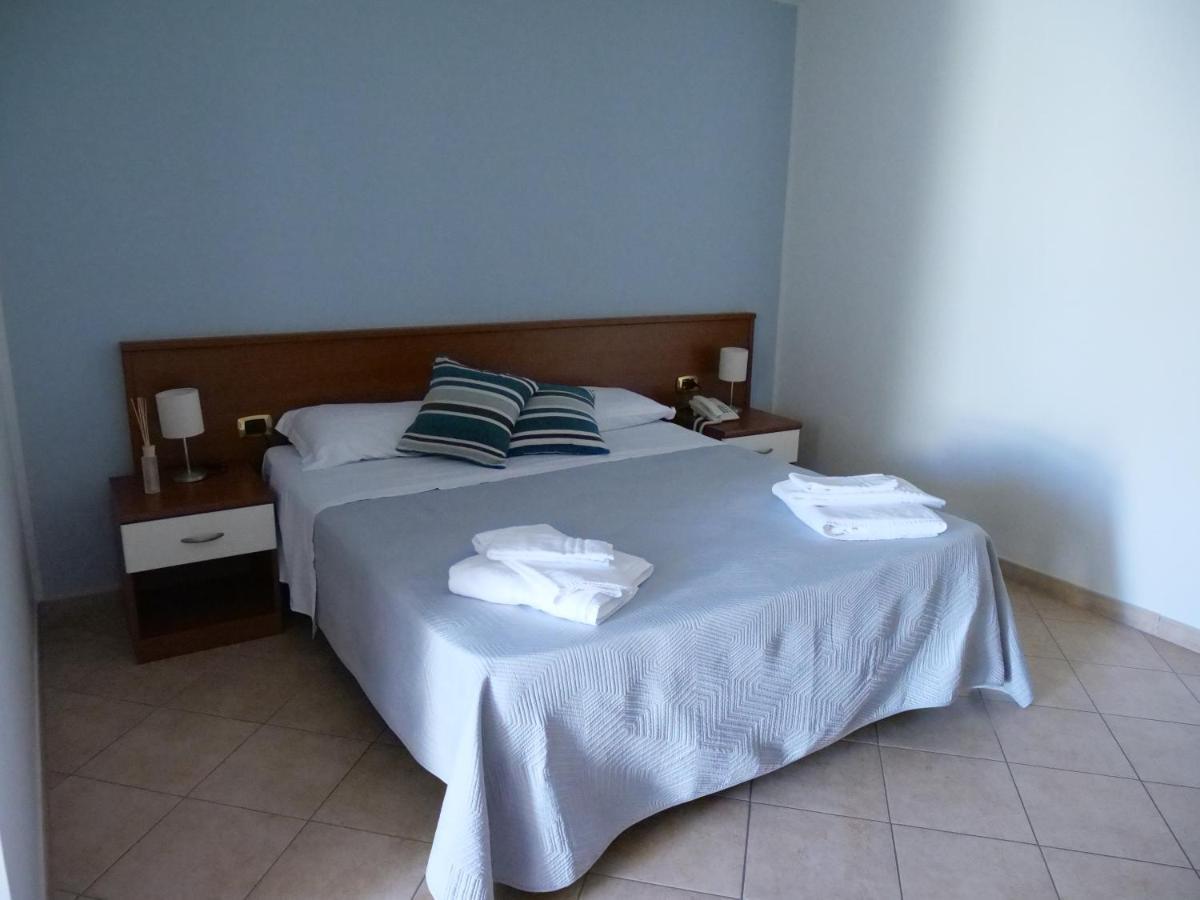 Grand Hostel Calabria Pietrapaola Екстер'єр фото
