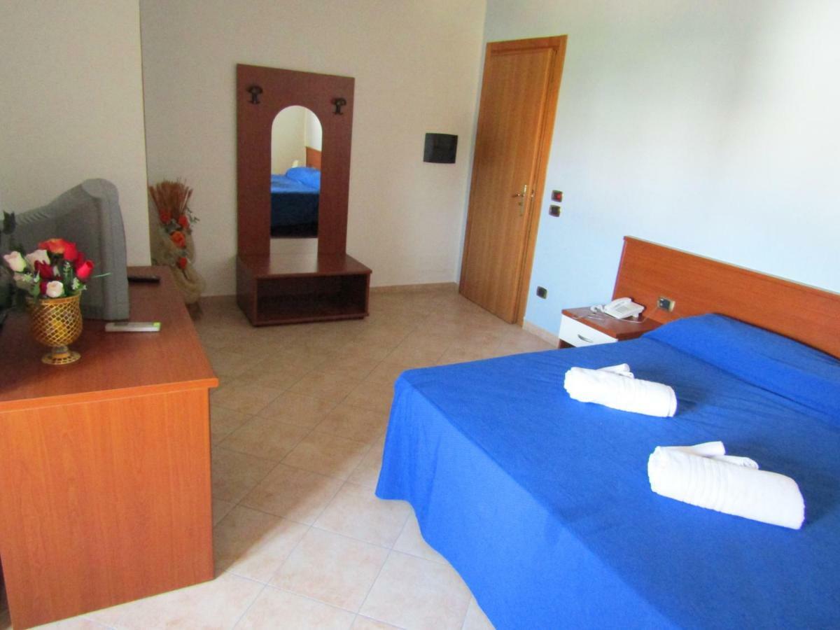 Grand Hostel Calabria Pietrapaola Екстер'єр фото