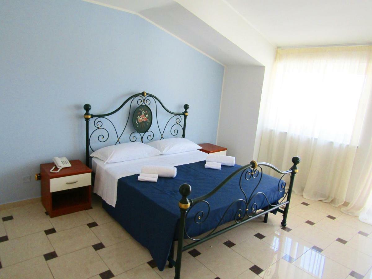 Grand Hostel Calabria Pietrapaola Екстер'єр фото